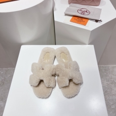 Hermes Slippers